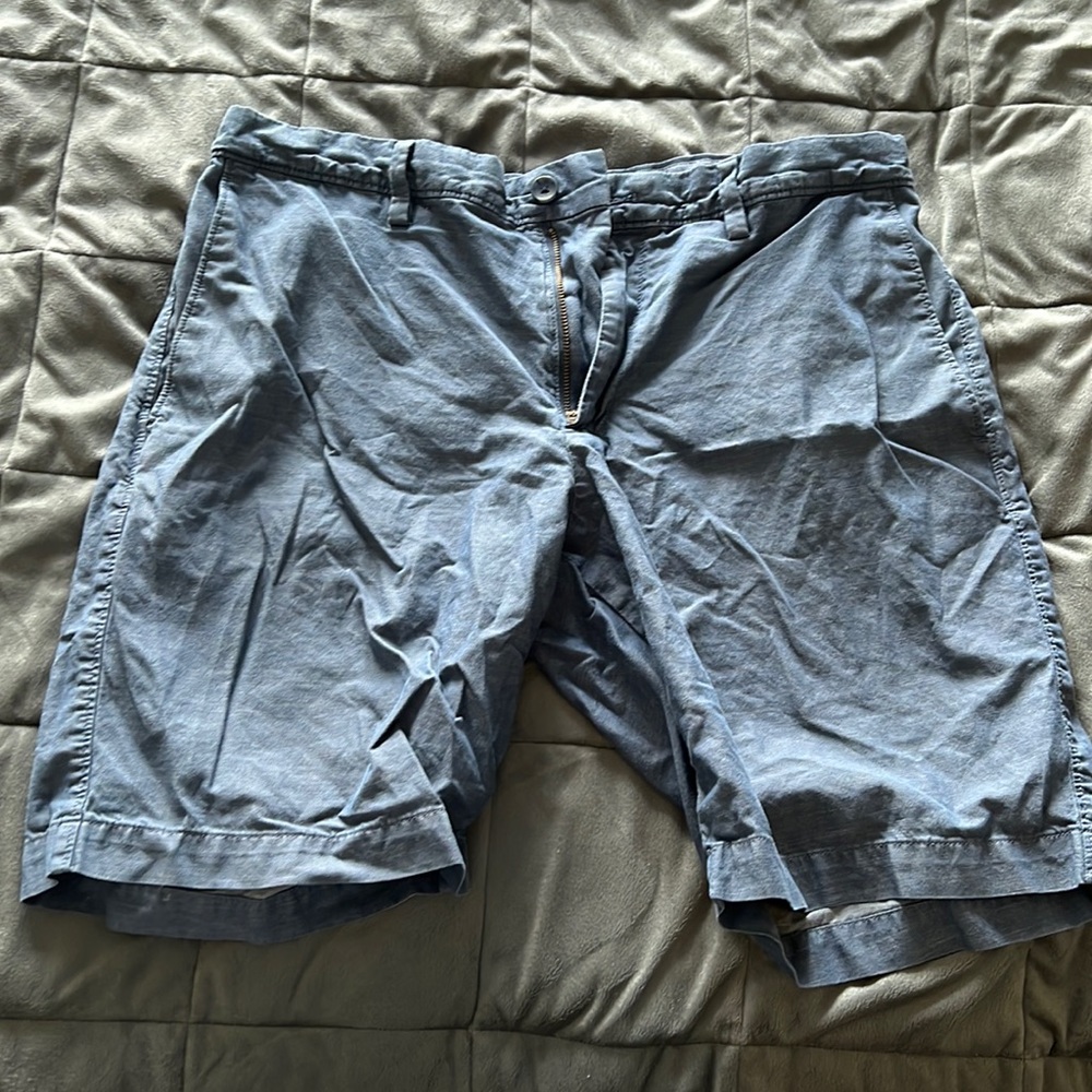 COPY - 34 banana republic navy shorts